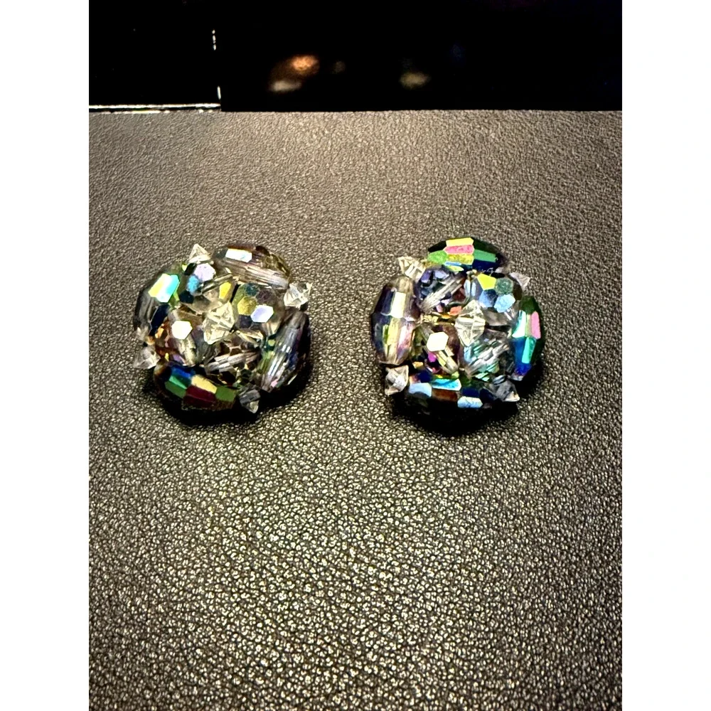 Vintage Faceted Crystal Iridescent Rhinestone Aurora Borealis Clip-on Earrings